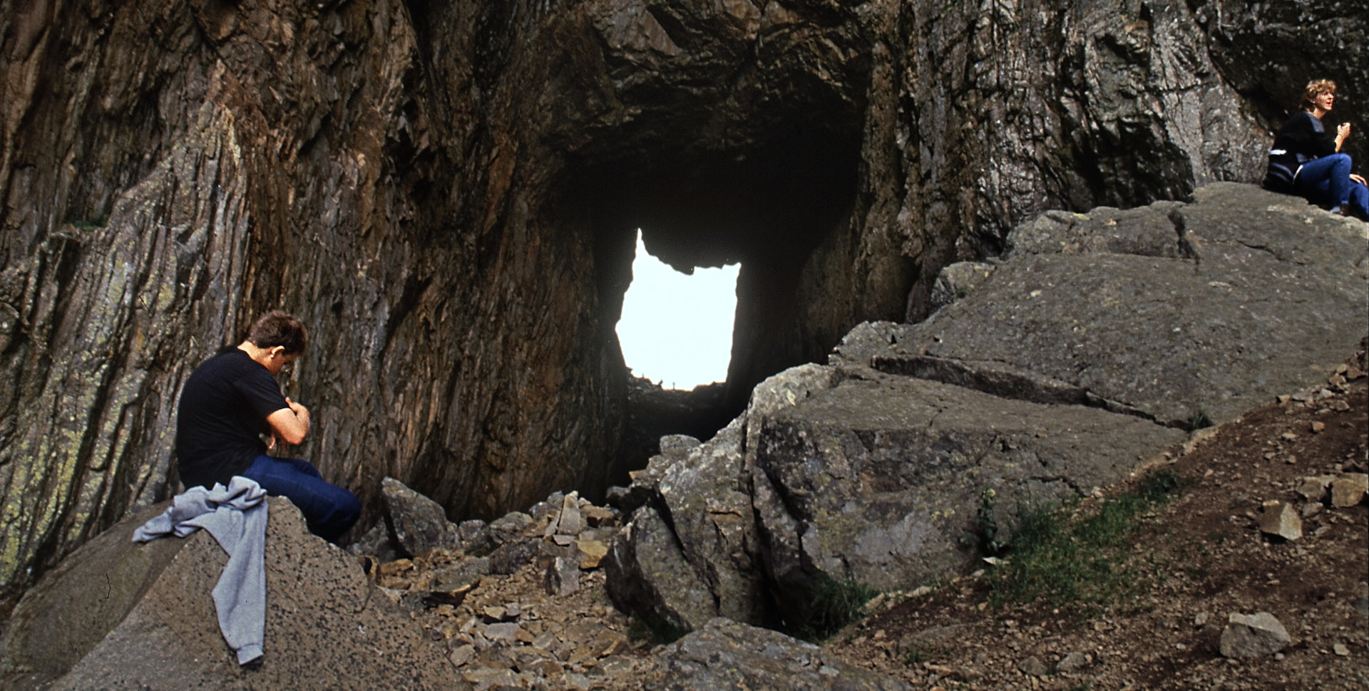 Inni Torghatten - foto Rüdiger Stehn.jpg