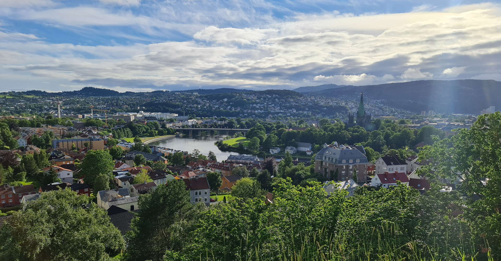 byen og nidarosdomen 01-foto Geir Johansen.jpg