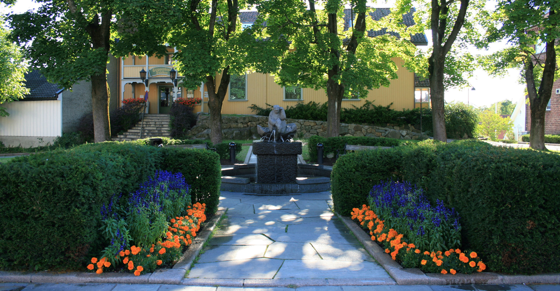 006 Julehuset ved torget-foto Geir Johansen.jpg