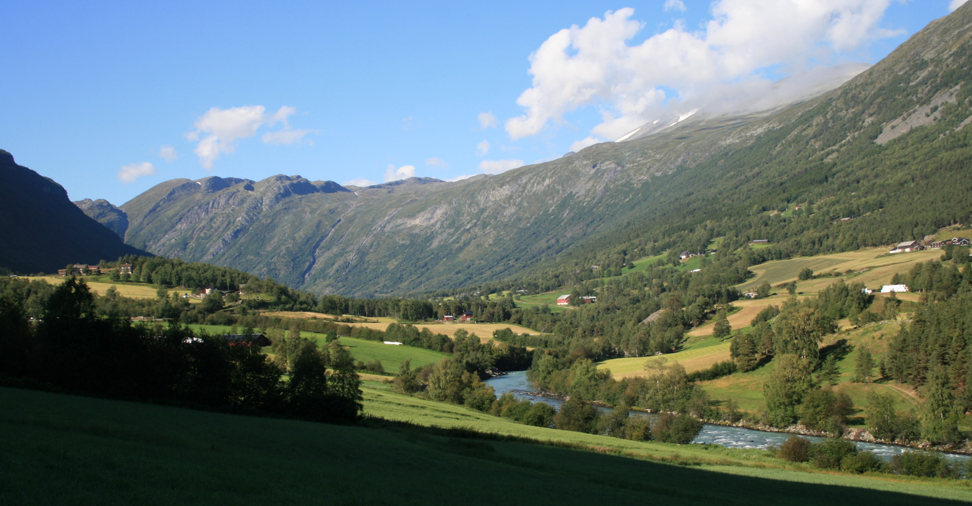 001 Bøverdalen rett etter Lom - Foto Geir Johansen.jpg