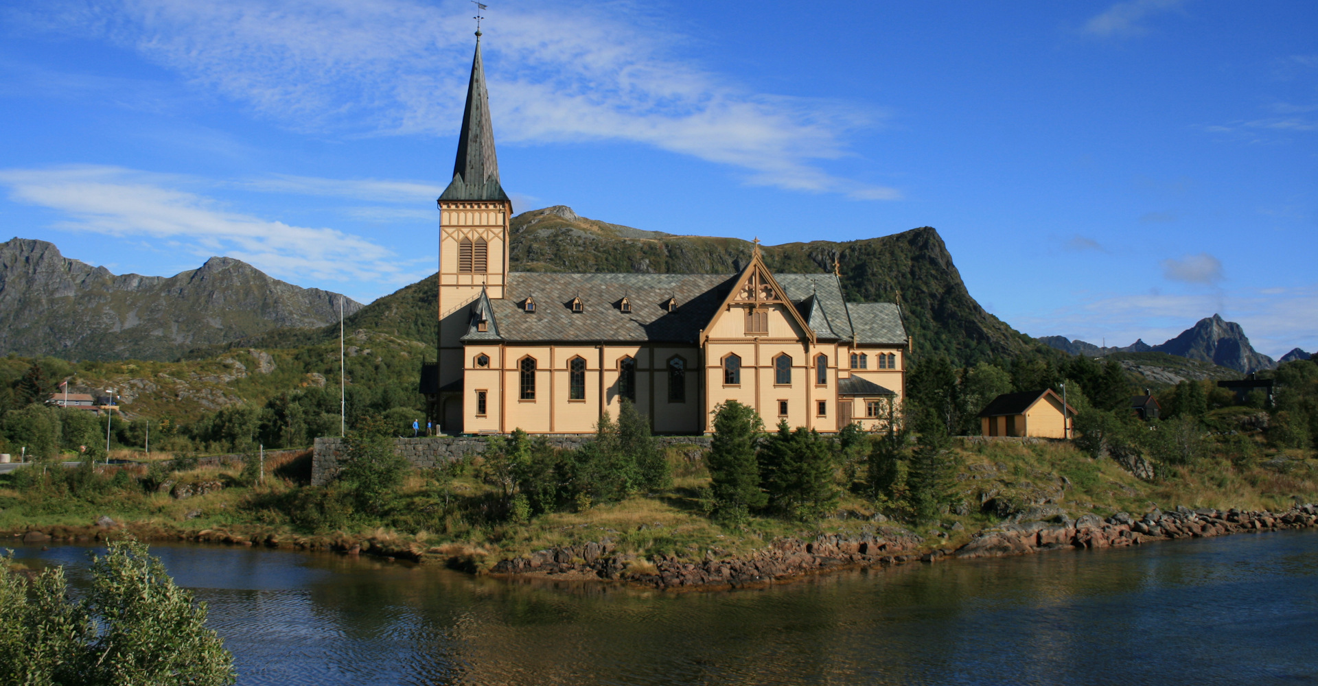 032 Lofoten - Kabelvåg - Lofotkatedralen - foto Geir Johansen.jpg