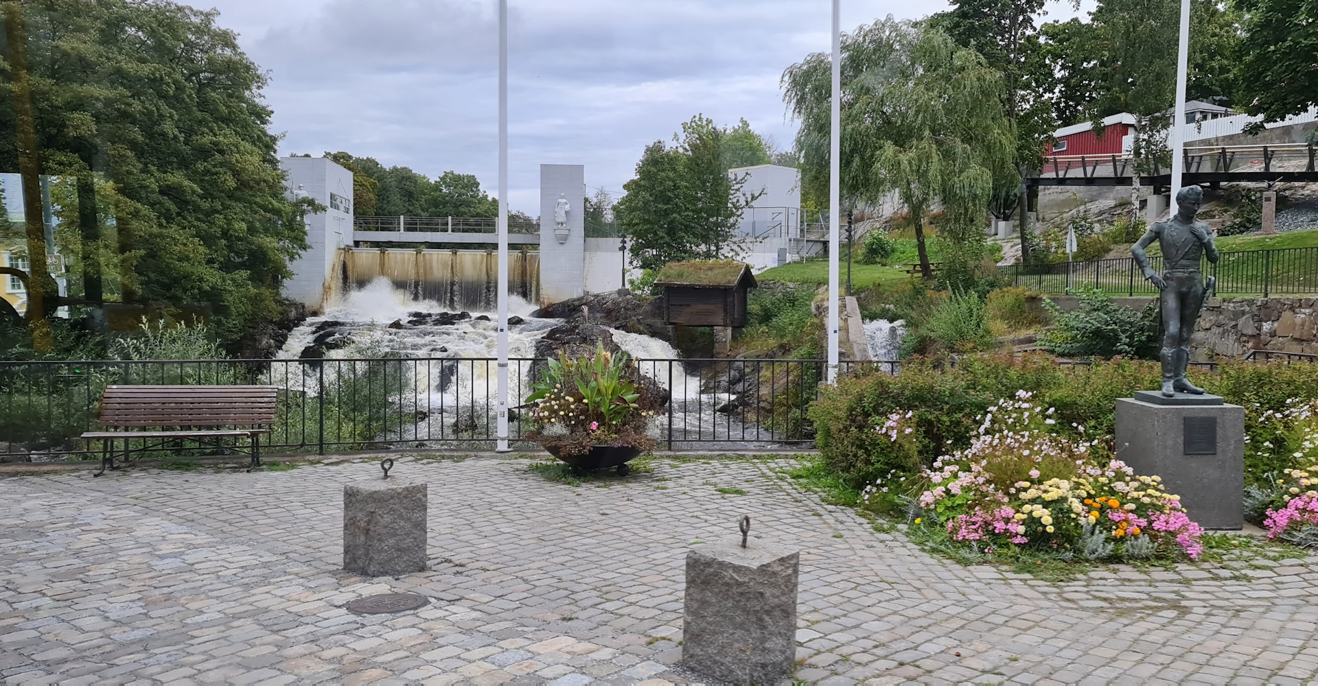 013 Fossen ved Mølla og Konstitusjonsgården-foto Geir Johansen.jpg