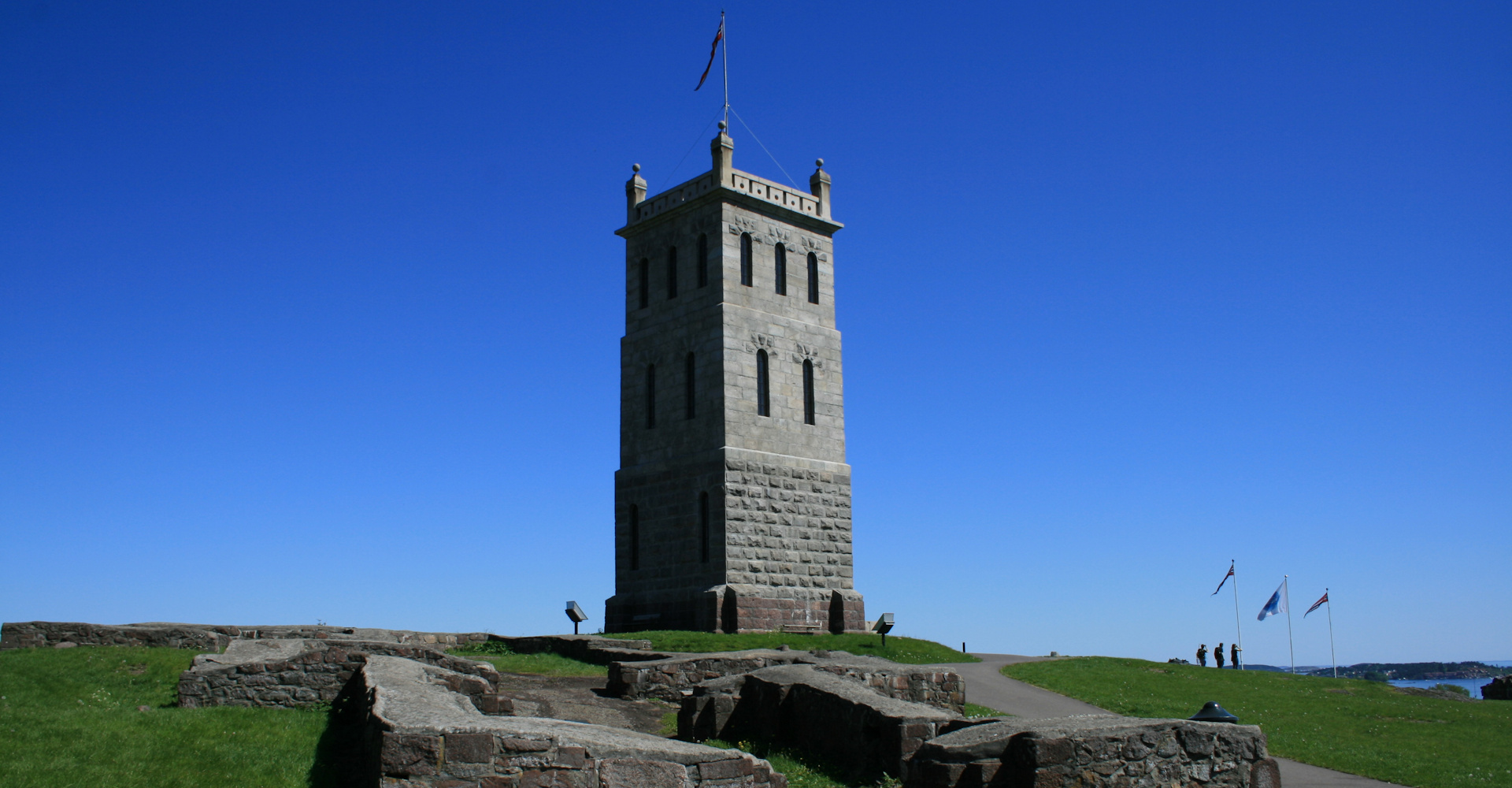 001 Slottsfjelltårnet - Foto Geir Johansen.jpg