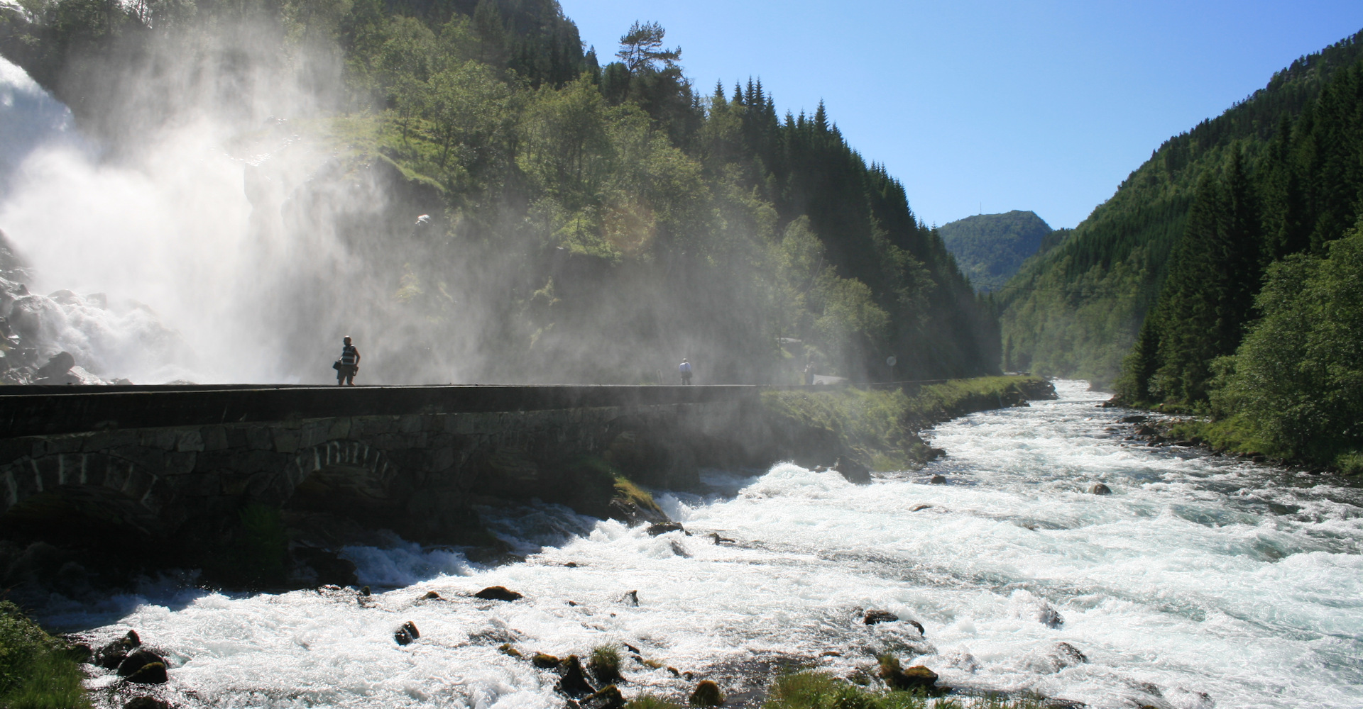 0001 Starter ved Oddadalen ved Låtefossen - foto Geir Johansen.jpg
