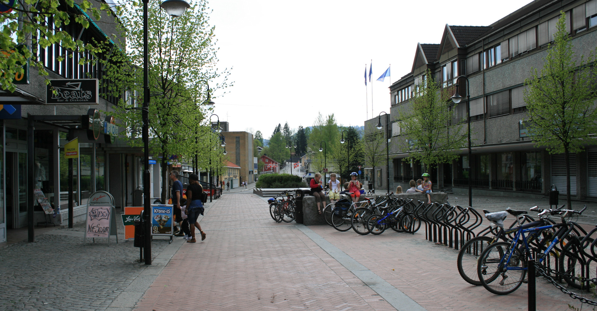 Kongsberg - Banner 010 fra sentrum - foto Geir Johansen.jpg