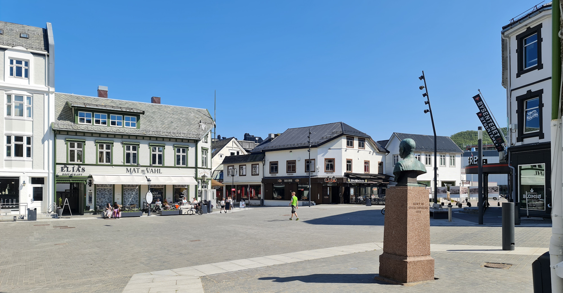 Banner 005 torget i sentrum - Foto Geir Johansen.jpg