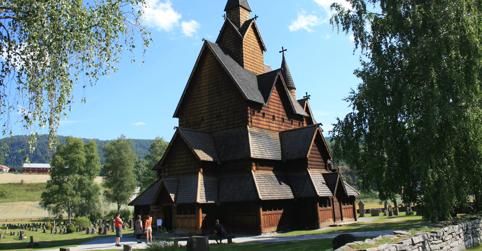 003 Heddal stavkirke - Foto Geir Johansen.jpg