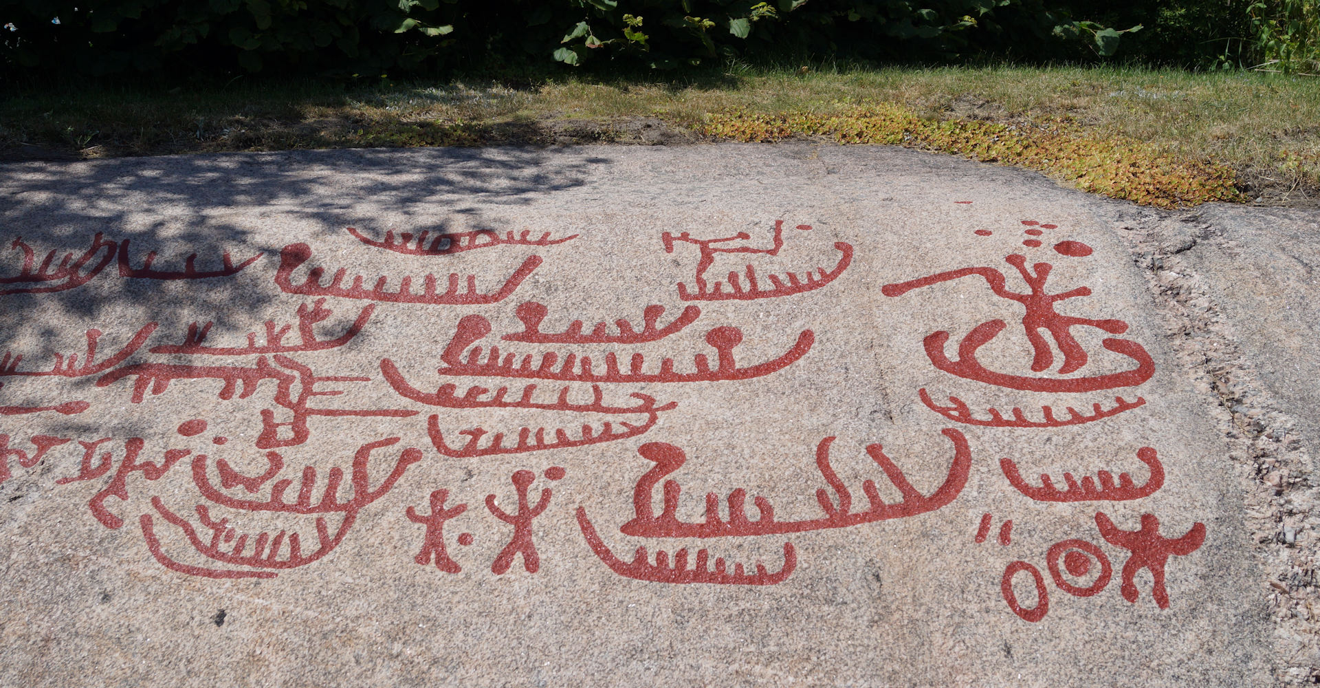 001 Solbergfeltet helleristninger - Foto Geir Johansen.jpg