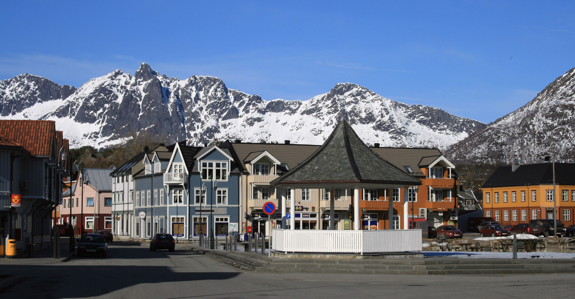 004 Kabelvåg - Torget - foto Geir Johansen.jpg