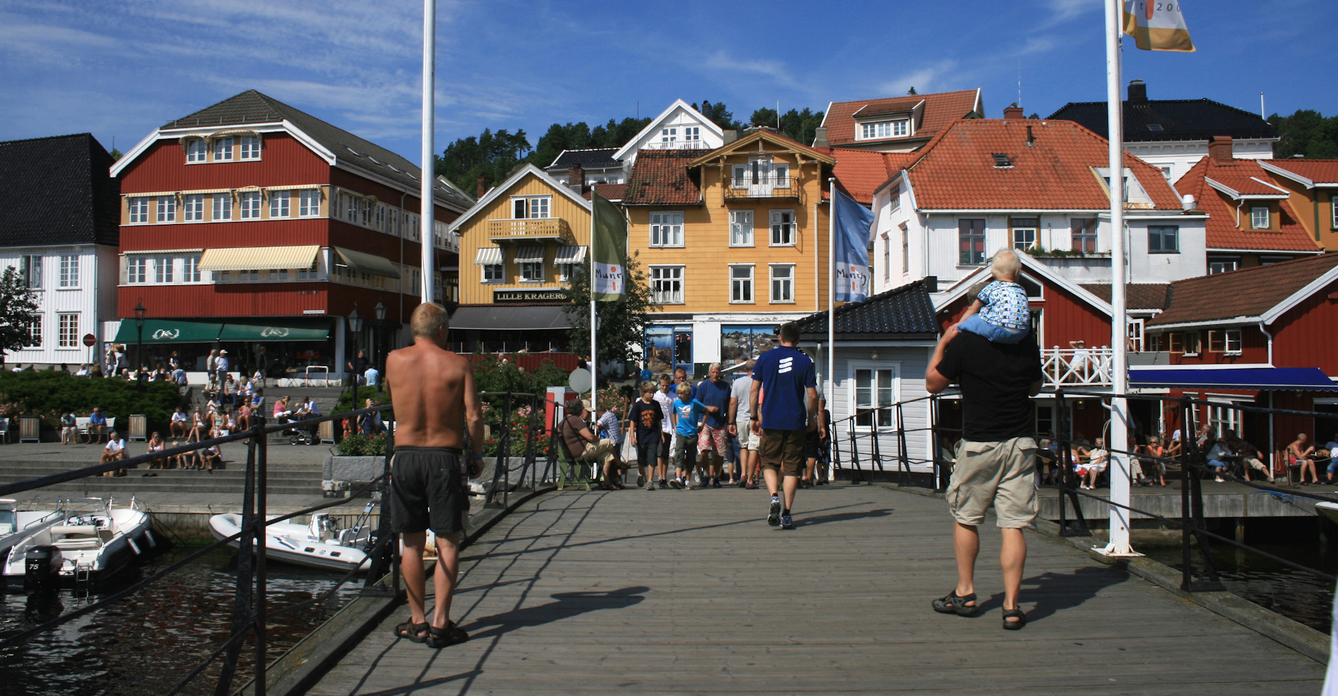 Kragerø 003 over kanalen i havnen - foto Geir Johansen.jpg