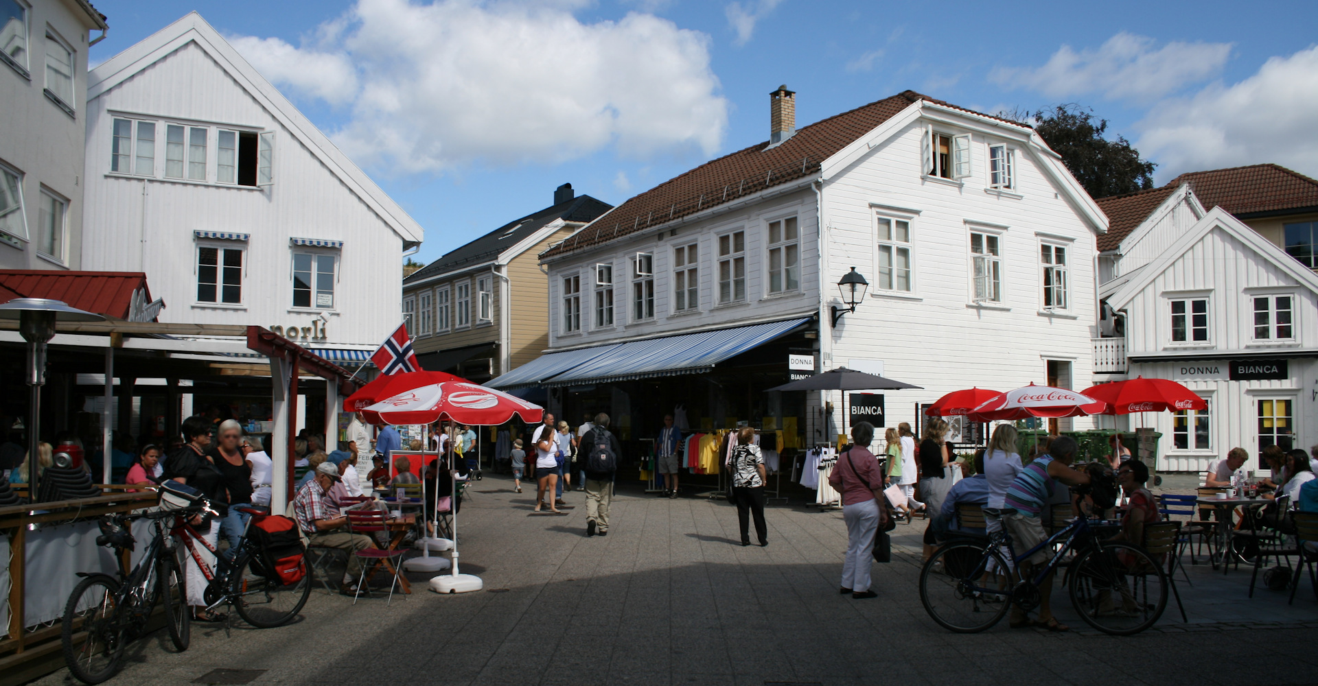 Grimstad 008 1  litt av sentrum og torget- Foto Geir Johansen.jpg