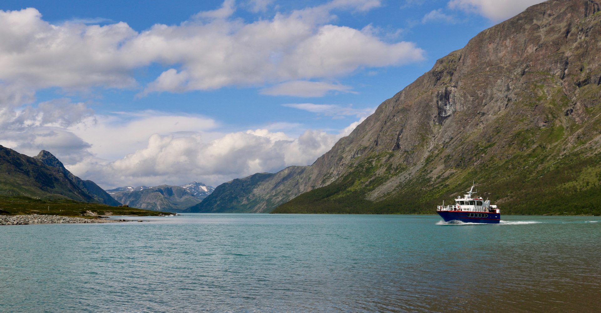 010 båttur på Gjendevatn - Foto Mickaël Delcey.jpg
