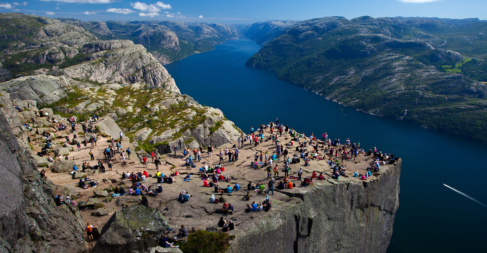 001 Preikestolen - Foto Svein magne Tunli.jpg