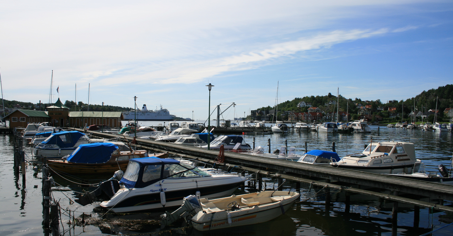 007 Hvalfangstmonumentet - utsikt fra strandpromenaden- Foto Geir Johansen.jpg