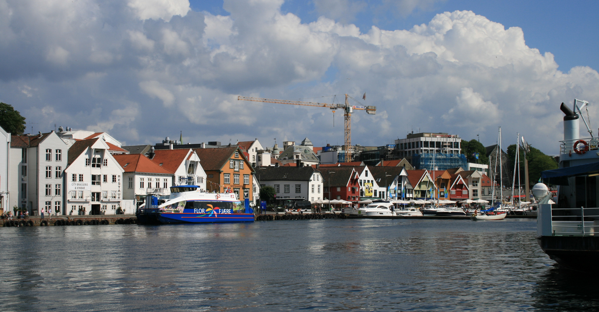 008 Havnen og sentrum-foto Geir Johansen.jpg