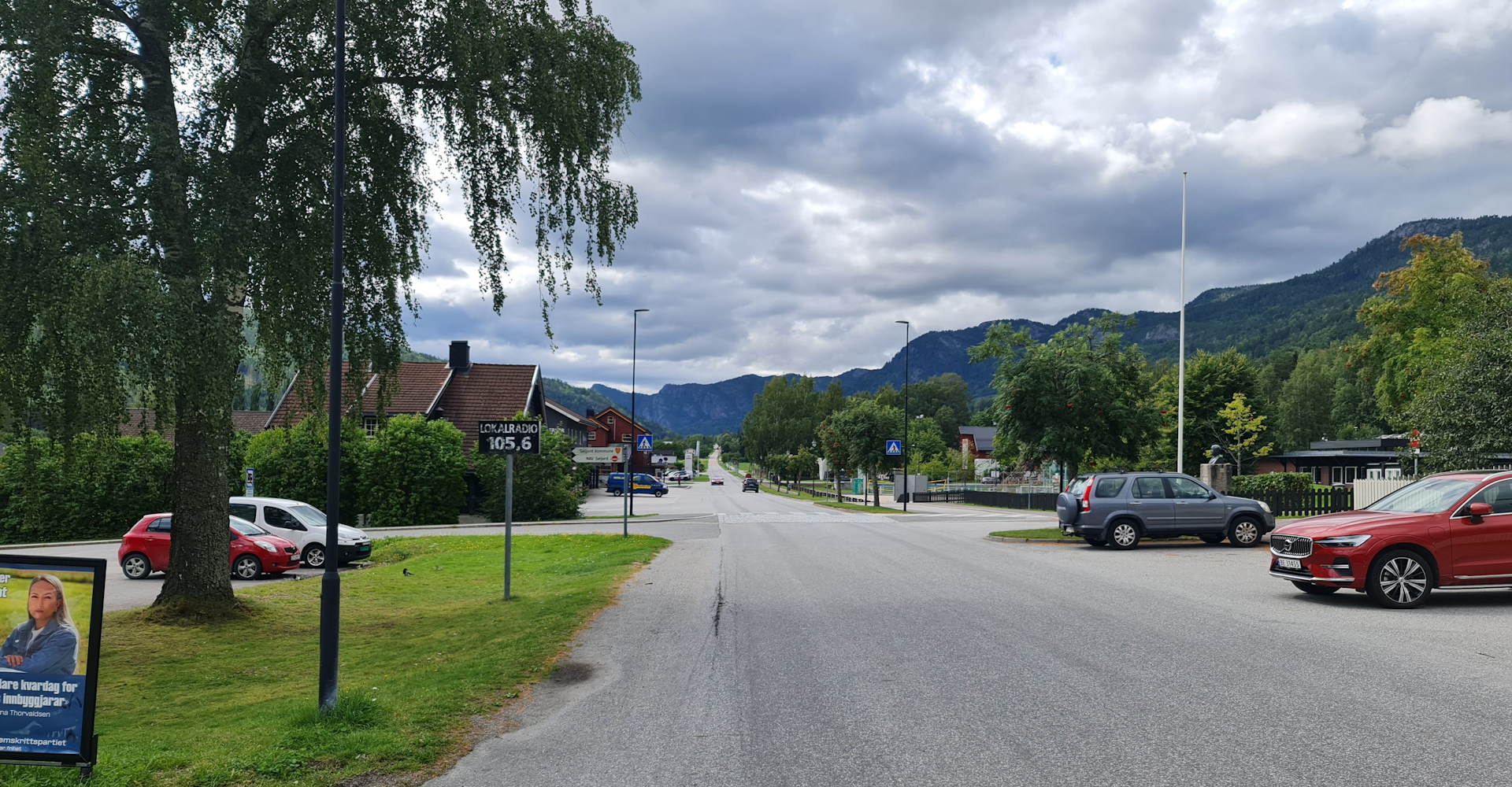 004 2 Langs sentrumsgaten-Banner-foto Geir Johansen.jpg