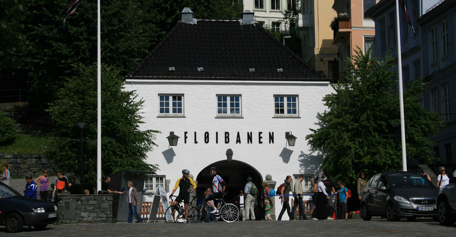 015 Starten på Fløibanen opp til Fløia-foto Geir Johansen.jpg