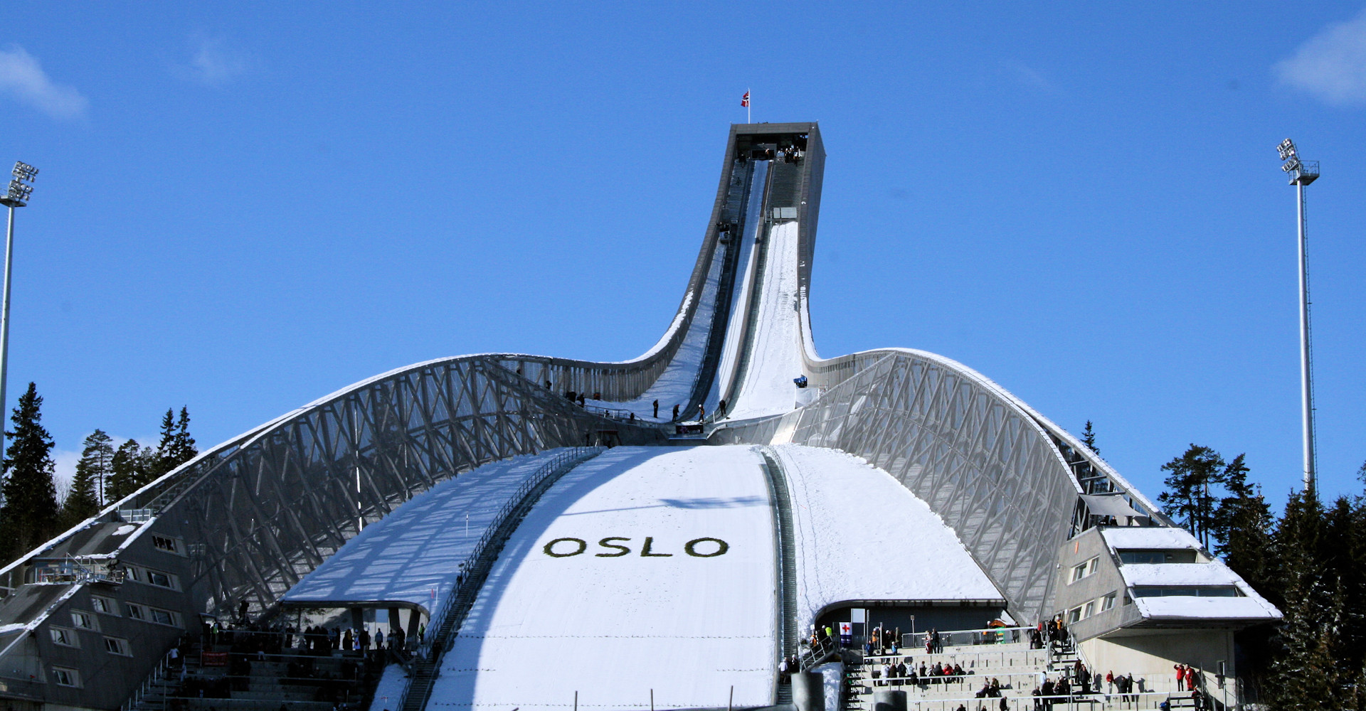 002 Holmenkollen - Foto Geir Johansen.jpg