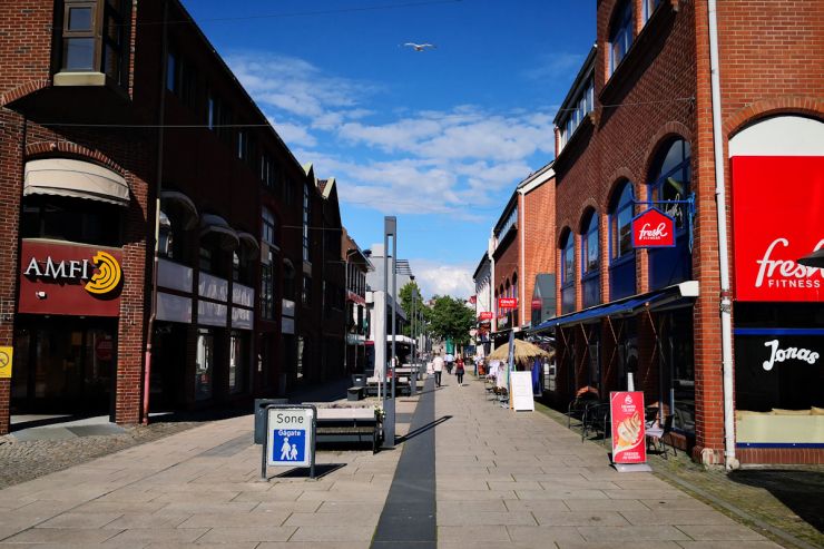 Langs gågaten i Moss sentrum 4-foto Geir Johansen.jpg
