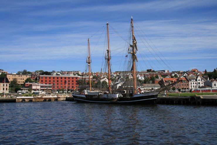 Seilskipet Thor Heyerdahl-foto Geir Johansen.jpg